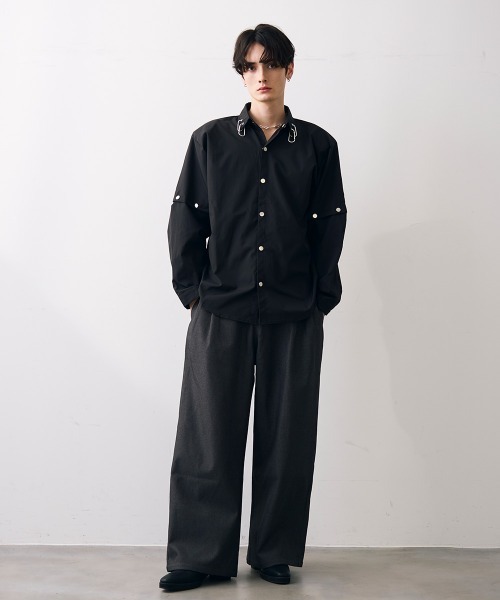 Shoowtime(ショウタイム)の「2-Way tech black shirt / 2ウェイテックブラックシャツ(シャツ/ブラウス・メンズ・ブラック・MEDIUM/LARGE/X-LARGE)」の3枚目の写真