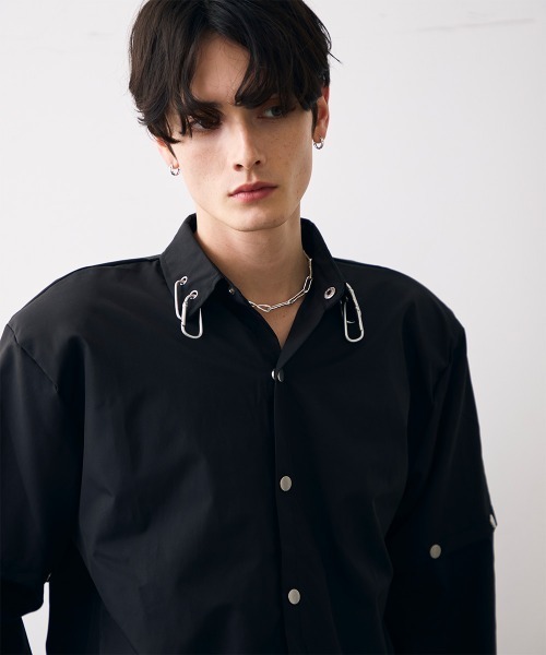 Shoowtime(ショウタイム)の「2-Way tech black shirt / 2ウェイテックブラックシャツ(シャツ/ブラウス・メンズ・ブラック・MEDIUM/LARGE/X-LARGE)」の5枚目の写真