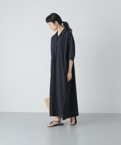 かぐれ（カグレ）の「『2サイズ展開』オープンカラーカットワンピース（ワンピース・レディース・ネイビー/ブラック・1/0）」の2枚目の写真