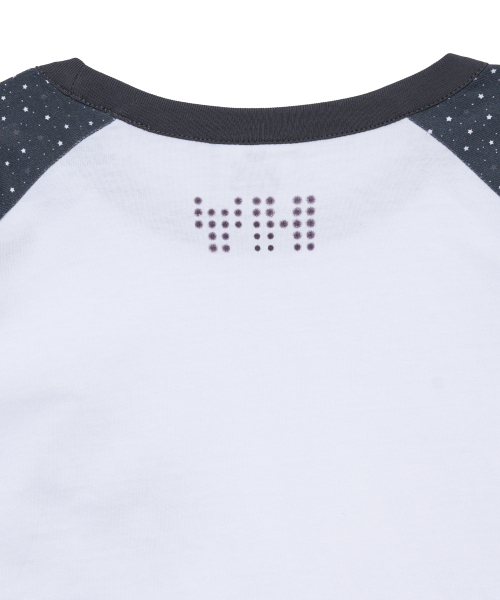 YOUHEE(ユヒ)の「STAR RAGLAN LONG SLEEVE_BLACK(Tシャツ/カットソー・レディース・その他・FREE)」の9枚目の写真