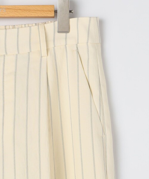 NOLLEY’S Sophi(ノーリーズソフィ)の「ウォッシャブルストライプタックパンツ(その他パンツ・レディース・カーキ/ホワイト系その他4・38/36/34)」の17枚目の写真