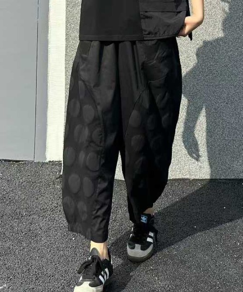 WESTSEA(ウエストシー)の「ドット切替 バルーンカーゴパンツ ワイドシルエット(その他パンツ・レディース・ブラック・FREE)」の1枚目の写真