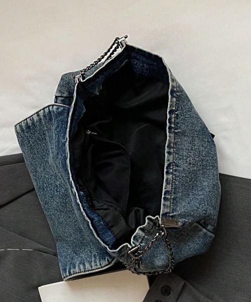 LETee(レティー)の「ヴィンテージライクな風合いが魅力◎デニムショルダーバッグ(ショルダーバッグ・レディース・サックスブルー/ブラック/ブルー・FREE)」の16枚目の写真