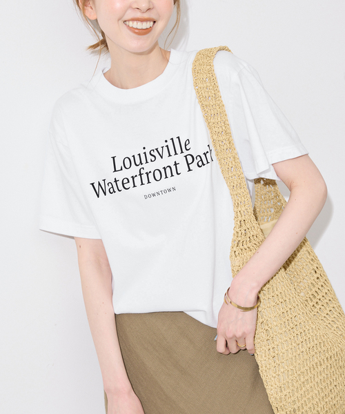 SLOBE IENA(スローブイエナ)の「GULF COAST/ガルフコースト SLOBE別注 グラフィックTEE2(Tシャツ/カットソー・レディース・チャコールグレー/ホワイト系その他/レッド/ピンク・FREE)」の2枚目の写真