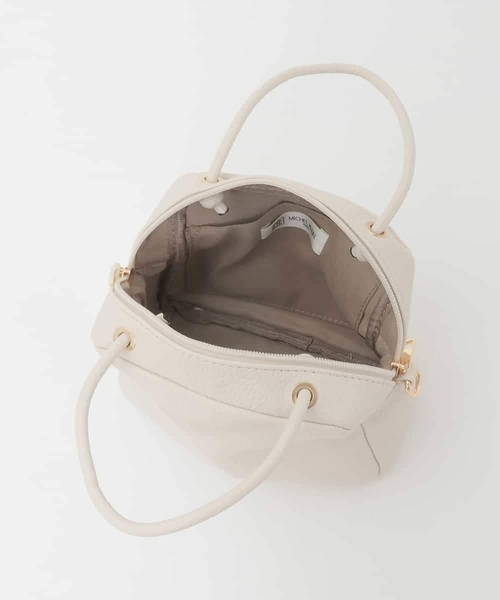 MK MICHEL KLEIN（エムケーミッシェルクラン）の「[WEB限定/2WAY/300g以下の軽量]合成皮革ミニスクエアバッグ（ハンドバッグ・レディース・ベージュ/ピンク/アイボリー/ブラック・00）」の15枚目の写真