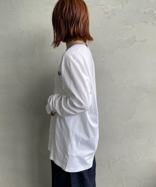 FRED PERRY（フレッドペリー）の「[FRED PERRY/フレッドペリー] ツインティップライン ロングスリーブTシャツ M9602（Tシャツ/カットソー・レディース・ホワイト・M/S/L）」の2枚目の写真