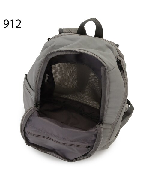 one'sterrace(ワンズテラス)の「【A4可】anello ムレしらずデイパック(バックパック/リュック・レディース・ブラック系8/グレー系4/ベージュ系8・99)」の22枚目の写真
