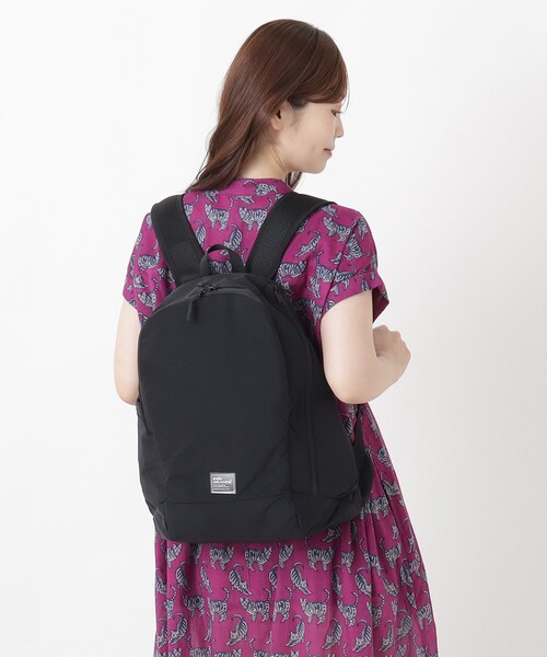 one'sterrace(ワンズテラス)の「【A4可】anello ムレしらずデイパック(バックパック/リュック・レディース・ブラック系8/グレー系4/ベージュ系8・99)」の12枚目の写真