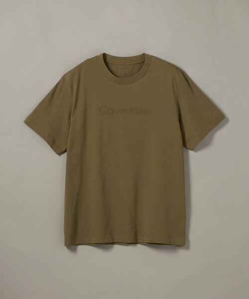 Calvin Klein(カルバン・クライン)の「Tシャツ - ソリッドカラーロゴTシャツ(Tシャツ/カットソー・メンズ・ホワイト/ライトイエロー/ブラック・M/S/L/XL)」の16枚目の写真