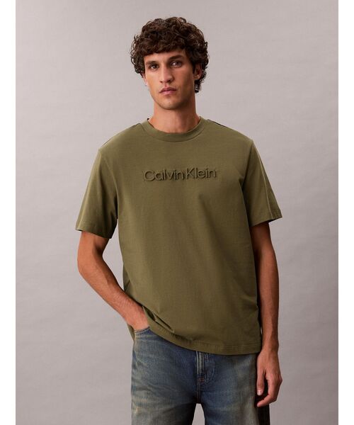 Calvin Klein(カルバン・クライン)の「Tシャツ - ソリッドカラーロゴTシャツ(Tシャツ/カットソー・メンズ・ホワイト/ライトイエロー/ブラック・M/S/L/XL)」の5枚目の写真