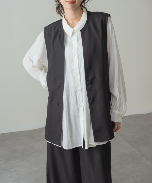 refinedworks(リファインドワークス)の「【refinedworks】スタイルアップ を叶える! ペプラム フレア Vネック ジレ(ベスト・レディース・ブラック/ベージュ・FREE)」の8枚目の写真