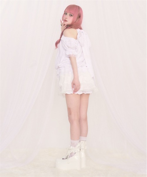 FickleBebe(フィクルベベ)の「リボンオフショルTOPS(シャツ/ブラウス・レディース・ホワイト/ブルー/ピンク/ブラック・FREE)」の8枚目の写真