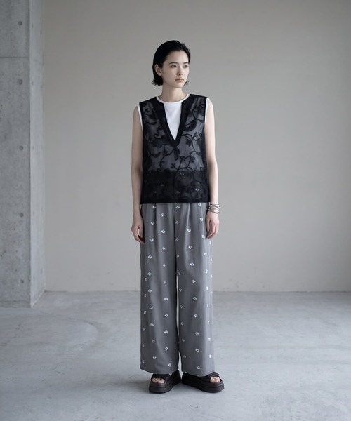 STYLE DELI(スタイルデリ)の「【BLK001】レースノースリプルオーバー(ベスト・レディース・ブラック・FREE)」の12枚目の写真