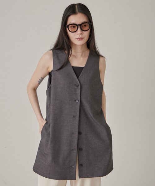 Omekashi(オメカシ)の「≪期間限定10%OFF≫【前後2WAY/ポケット付き】2WAYベスト(ベスト・レディース・ベージュ/グレー・FREE)」の9枚目の写真