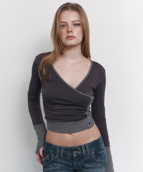 PLEASENOFOLLOW(プリーズノーフォロー)の「Selena Button Wrap long sleeve Top (Charcoal)(Tシャツ/カットソー・レディース・その他・FREE)」の1枚目の写真
