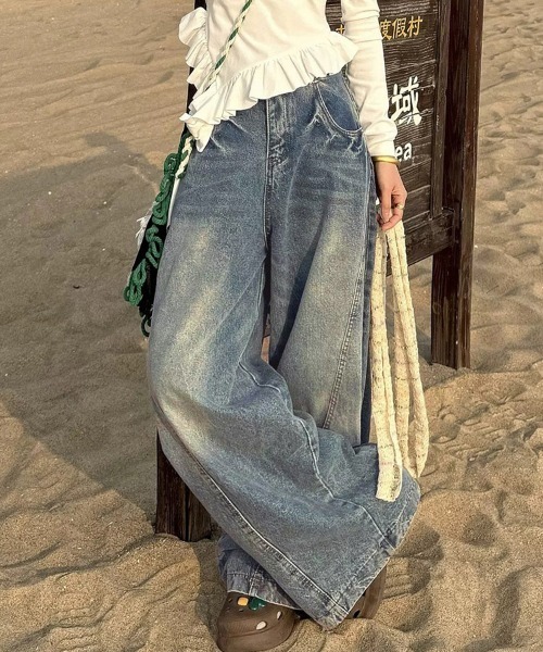 ReRe(リリ)の「ヴィンテージライクカーブワイドデニムパンツ(デニムパンツ・レディース・ブルー・SMALL/LARGE/MEDIUM/X-LARGE)」の9枚目の写真