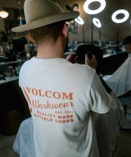 VOLCOM(ボルコム)の「ワークウェアエッセンシャルコンフォートフィット半袖Tシャツ(ホワイト)(Tシャツ/カットソー・レディース・その他・LARGE/X-LARGE/SMALL/MEDIUM)」の6枚目の写真