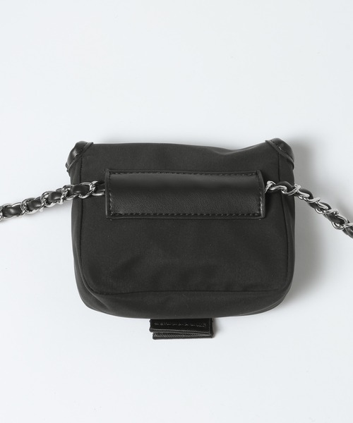 eL(エル)の「【eL】Chain Waist Pouch/1070211(ショルダーバッグ・レディース・ブラック/カーキ・FREE)」の3枚目の写真