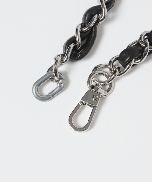 eL(エル)の「【eL】Chain Waist Pouch/1070211(ショルダーバッグ・レディース・ブラック/カーキ・FREE)」の6枚目の写真