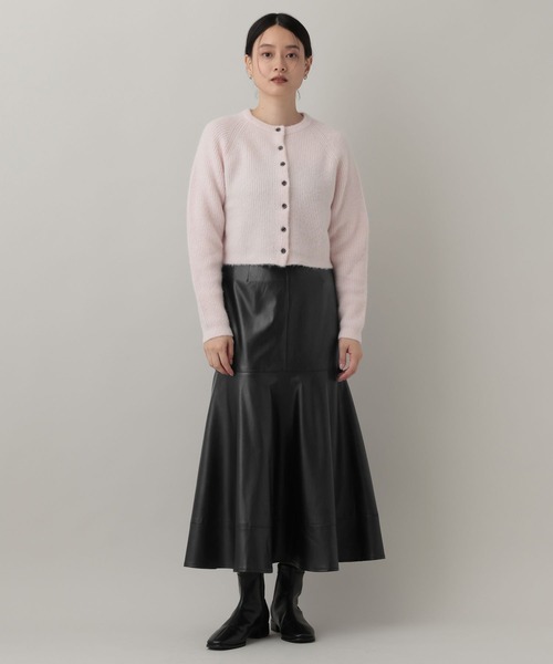 A part by（アパートバイ）の「フェイクレザーキリカエフレアスカート（スカート・レディース・ブラウン/ブラック・SMALL/MEDIUM）」の4枚目の写真