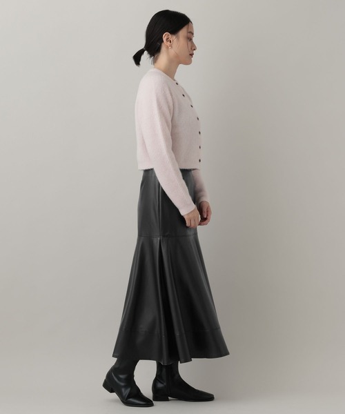 A part by（アパートバイ）の「フェイクレザーキリカエフレアスカート（スカート・レディース・ブラウン/ブラック・SMALL/MEDIUM）」の5枚目の写真