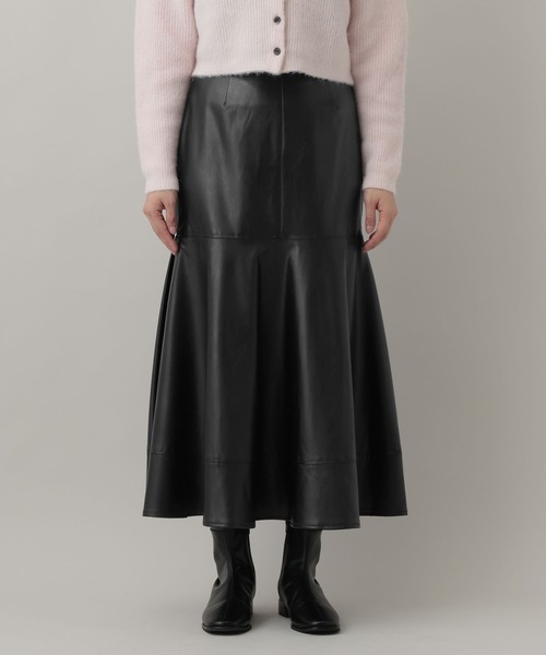 A part by（アパートバイ）の「フェイクレザーキリカエフレアスカート（スカート・レディース・ブラウン/ブラック・SMALL/MEDIUM）」の16枚目の写真