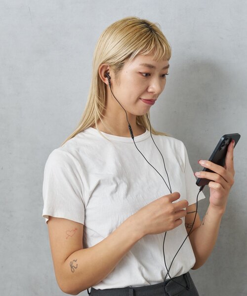 BIRTHDAY BAR(バースデイバー)の「【MAUER BERLIN】STRING EARPHONES 有線イヤホン(ヘッドフォン/イヤホン・レディース・ホワイト/ブラック/ピンク/シルバー/ブルー/ミント・0)」の9枚目の写真