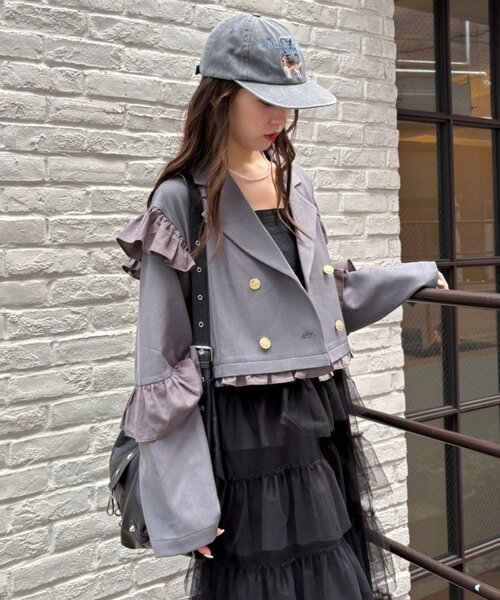 w closet(ダブルクローゼット)の「フリルジャケット(テーラードジャケット・レディース・ネイビー/ブラウン/グレー・MEDIUM/SMALL)」の1枚目の写真