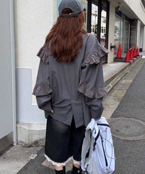 w closet(ダブルクローゼット)の「フリルジャケット(テーラードジャケット・レディース・ネイビー/ブラウン/グレー・MEDIUM/SMALL)」の19枚目の写真