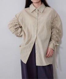 【on:nue】袖シャーリングドロストリボンシャツ /26-27 AW COLLECTION