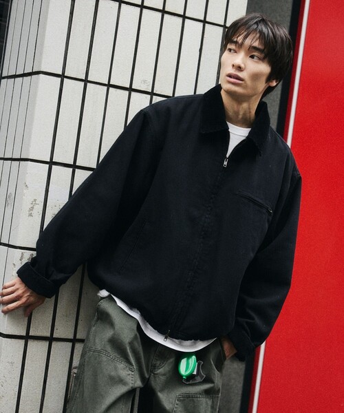 VISION STREET WEAR(ヴィジョンストリートウェア)の「限定展開 ビッグシルエット コーデュロイ切り替え ダックブルゾン / キルティング 中綿(ブルゾン・メンズ・ブラウン/ブラック/ネイビー/チャコールグレー/ベージュ・LARGE/MEDIUM/SMALL)」の2枚目の写真