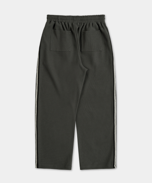 EXCONTAINER(エックスコンテナ)の「ワッフルサイドライントラックパンツ (CHARCOAL)(スウェットパンツ・メンズ・その他・SMALL/MEDIUM/LARGE/X-LARGE)」の3枚目の写真