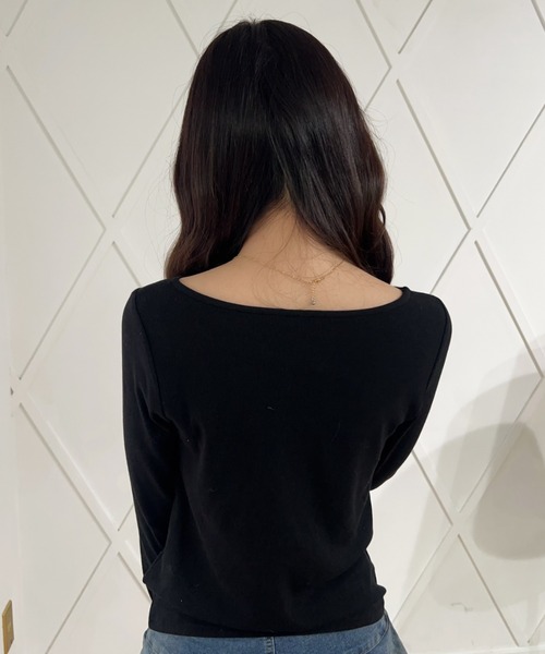 Mejoul(メジュール)の「【2026秋冬新作】フロントリボンフリルシャーリング長袖シンプルトップス(Tシャツ/カットソー・レディース・ブラウン/ブラック/ボルドー/アイボリー・F)」の18枚目の写真