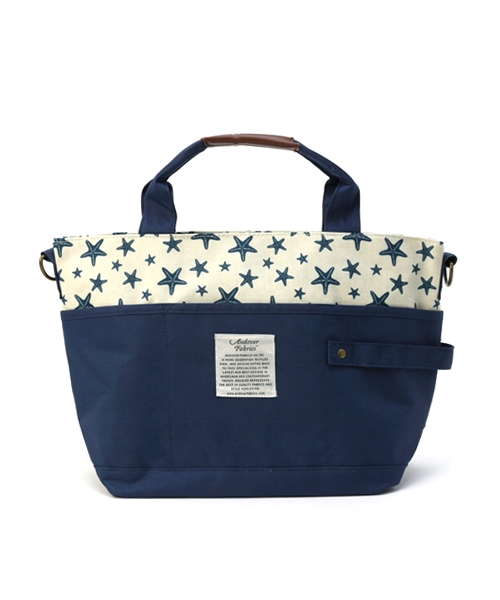 LBC（エルビーシー）の「【Andover Fabrics】 アンドーバーファブリックス トートバッグ （トートバッグ・レディース・ブラック/ホワイト/ネイビー・ONE SIZE）」の3枚目の写真