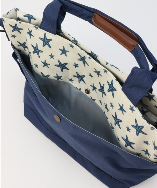 LBC（エルビーシー）の「【Andover Fabrics】 アンドーバーファブリックス トートバッグ （トートバッグ・レディース・ブラック/ホワイト/ネイビー・ONE SIZE）」の13枚目の写真