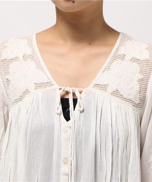 LBC（エルビーシー）の「レーヨンクレープジレ        （ワンピース・レディース・オフホワイト/オリーブ/ダークグレー・MEDIUM）」の6枚目の写真