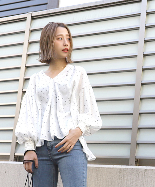 coca（coca）（コカ）の「ドット柄バルーンスリーブキーネックブラウス（シャツ/ブラウス・レディース・ブラック/ホワイト・ONE SIZE）」の3枚目の写真