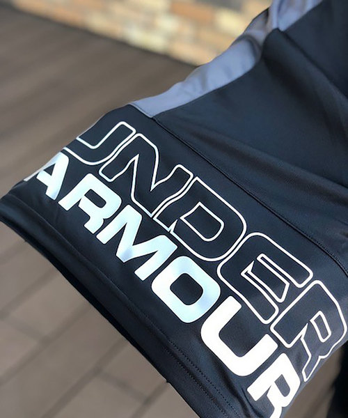 UNDER ARMOUR(アンダーアーマー)の「ボーイズ トレーニングショートパンツ / スタントショーツ(その他パンツ・キッズ・ブルー/ブラック/ブラック×レッド/ネイビー・150/140/130/160)」の9枚目の写真