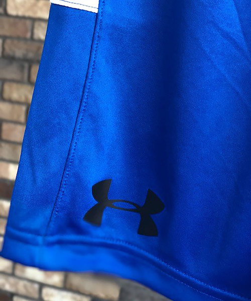UNDER ARMOUR(アンダーアーマー)の「ボーイズ トレーニングショートパンツ / スタントショーツ(その他パンツ・キッズ・ブルー/ブラック/ブラック×レッド/ネイビー・150/140/130/160)」の6枚目の写真