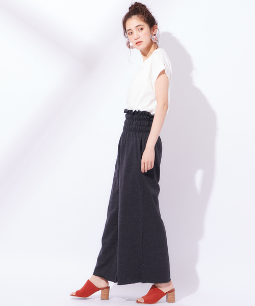 CIAOPANIC(チャオパニック)の「ウエストギャザーイージーパンツ(その他パンツ・レディース・チャコールグレー/ライトベージュ・FREE)」の9枚目の写真