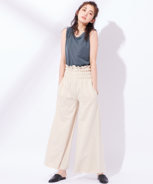 CIAOPANIC(チャオパニック)の「ウエストギャザーイージーパンツ(その他パンツ・レディース・チャコールグレー/ライトベージュ・FREE)」の7枚目の写真