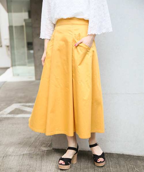 LOWRYS FARM(ローリーズファーム)の「BIGポケットスキフレアスカート 796210(スカート・レディース・ベージュ/グリーン/ネイビー/イエロー/レッド・FREE)」の5枚目の写真