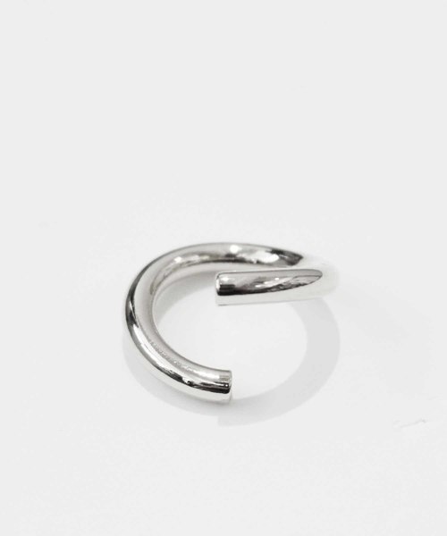 MODE ROBE（モードローブ）の「ワイドチューブリング（リング・レディース・シルバー/ゴールド・11号）」の9枚目の写真