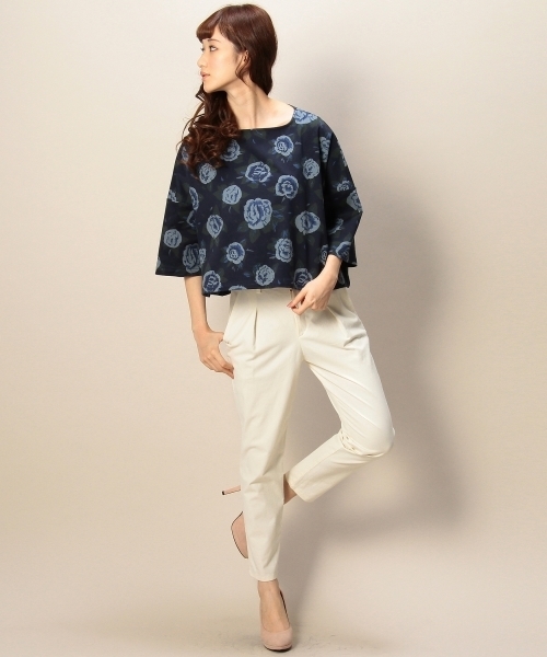 BEAUTY&YOUTH UNITED ARROWS（ビューティーアンドユースユナイテッドアローズ）の「BYSF ピーチスキンタックパンツ ◆（その他パンツ・レディース・オフホワイト/ネイビー・SMALL/MEDIUM）」の15枚目の写真