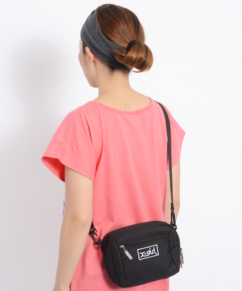 X-girl（エックスガール）の「ADVENTURE MINI SHOULDER BAG（ショルダーバッグ・レディース・ブラック/レッド/パープル/グリーン・ONE SIZE）」の7枚目の写真