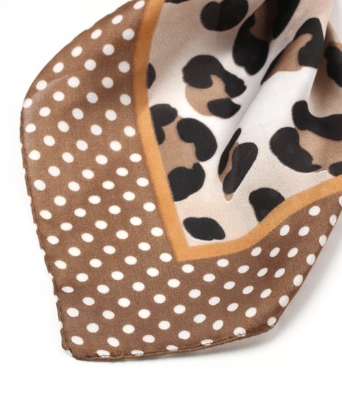 GLOBAL WORK（グローバルワーク）の「プリントスカーフ/838064（バンダナ/スカーフ・レディース・ネイビー/オレンジ/その他2/ライトベージュ・FREE）」の11枚目の写真