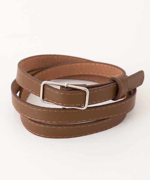 Libby&Rose(リビーアンドローズ)の「スクエアバックルナローベルト(ベルト・レディース・ベージュ/ブラウン/キャメル/ブラック×シルバー/ブラック×ゴールド・FREE)」の3枚目の写真