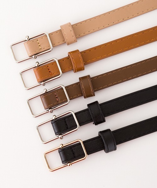 Libby&Rose(リビーアンドローズ)の「スクエアバックルナローベルト(ベルト・レディース・ベージュ/ブラウン/キャメル/ブラック×シルバー/ブラック×ゴールド・FREE)」の7枚目の写真