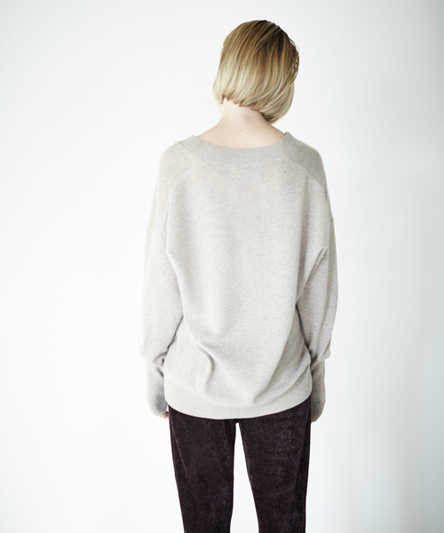 Marilyn Moon（マリリンムーン）の「ベビーカシミヤニット/SOI-MeME（ニット/セーター・レディース・ダークブラウン/ベージュ/グレー・MEDIUM）」の5枚目の写真