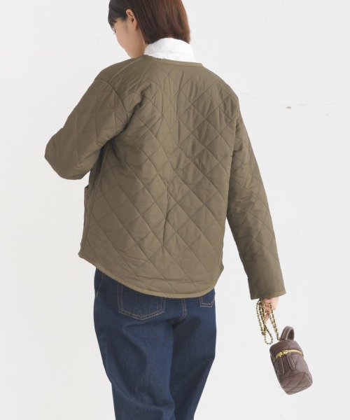 OMNES（オムネス）の「裏ファー高密度ナイロンキルティングノーカラージャケット（ノーカラージャケット・レディース・ブラック/ベージュ/カーキ・MEDIUM/LARGE）」の21枚目の写真